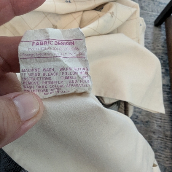 Vintage, Pequot, no Iron Pecale, Standard Size pillowcases. Set of 2. EUC. - Picture 7 of 7